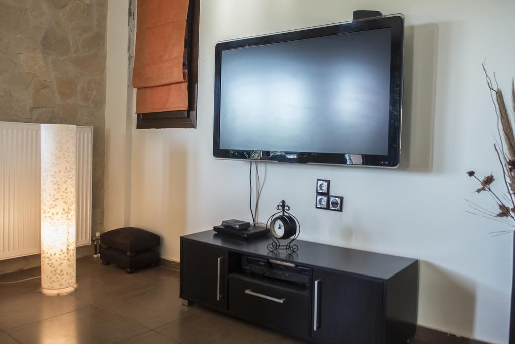House Veggera - Private Swimming Pool Guest House Pombia Ngoại thất bức ảnh