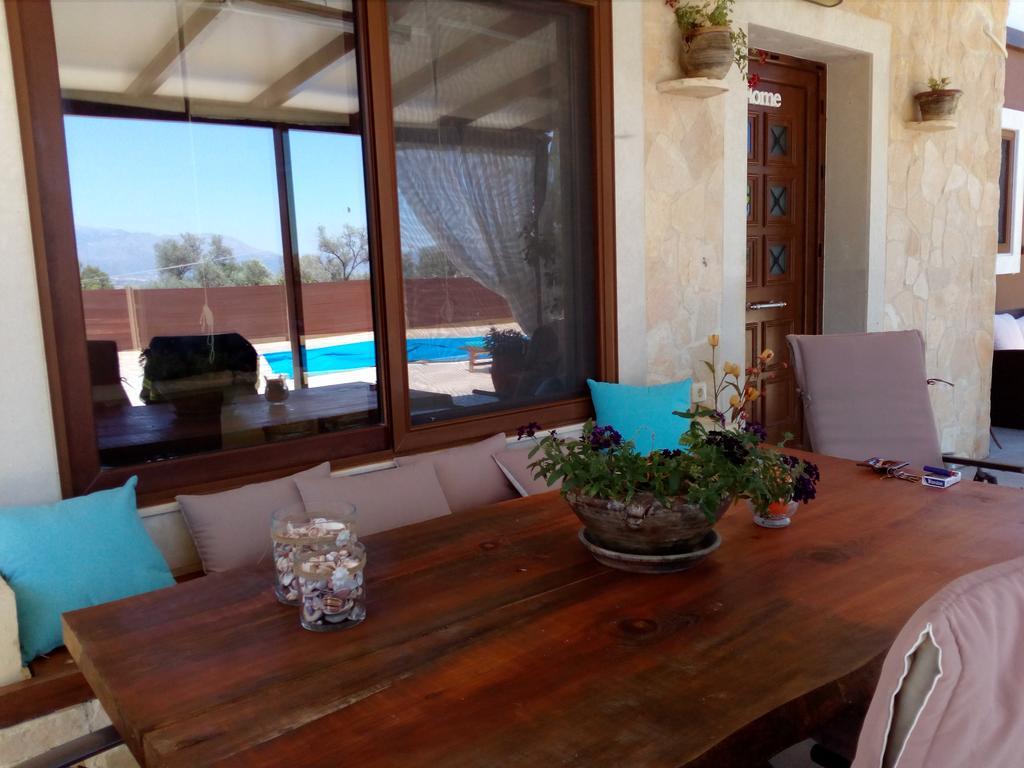 House Veggera - Private Swimming Pool Guest House Pombia Ngoại thất bức ảnh