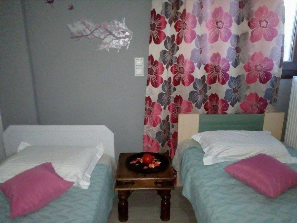House Veggera - Private Swimming Pool Guest House Pombia Ngoại thất bức ảnh